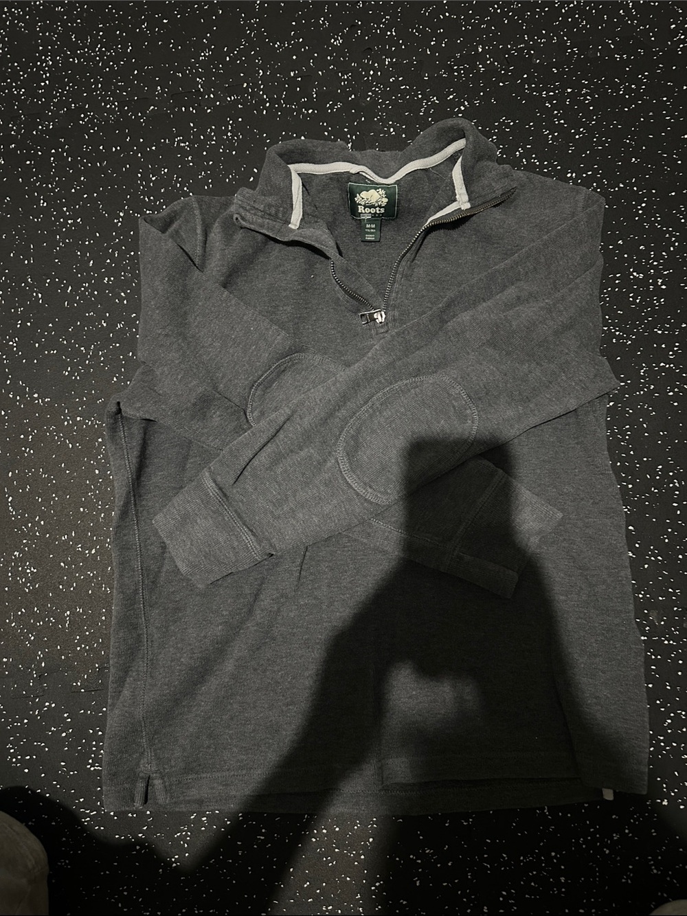 Roots Men's Zip-Neck Sweater in Charcoal
